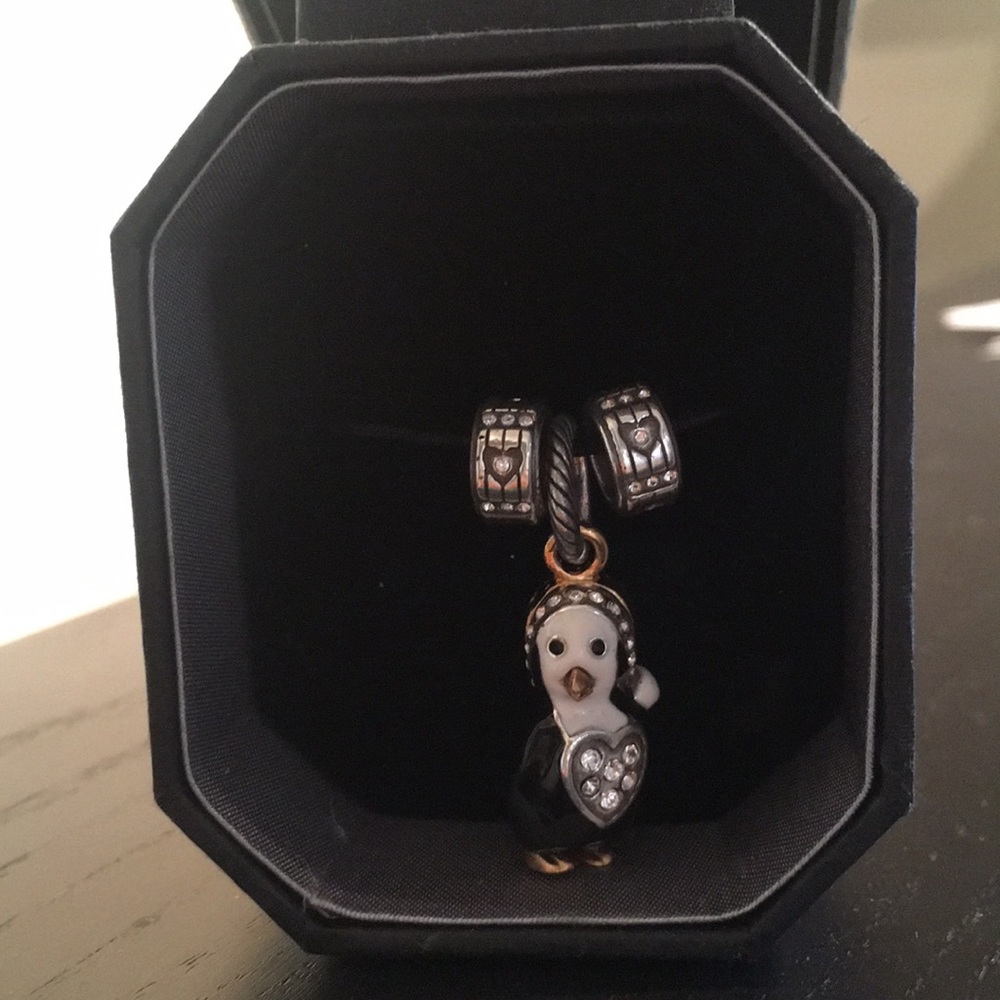 Brighton penguin charm with two spacers
